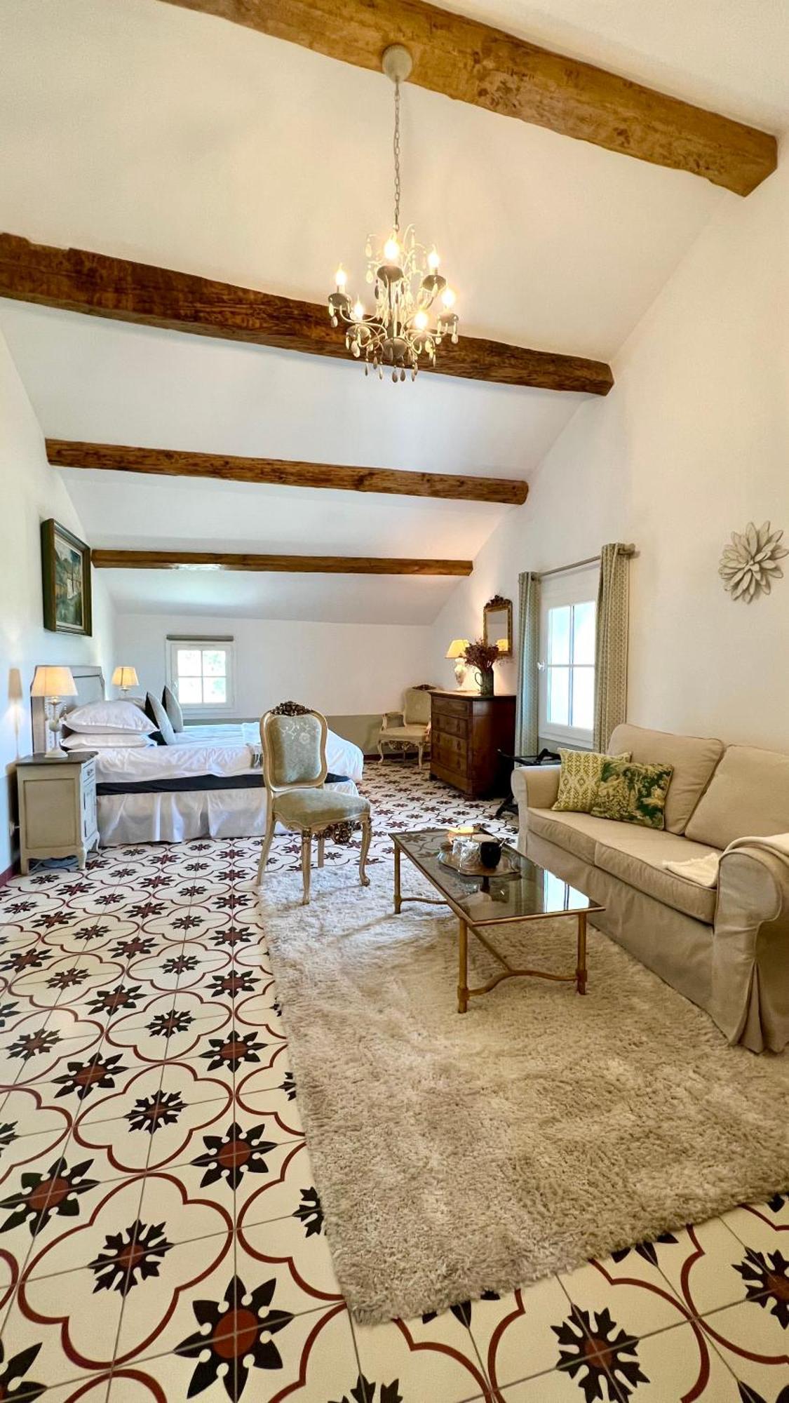 Domaine De La Brave Bed & Breakfast Pernes-les-Fontaines Rom bilde